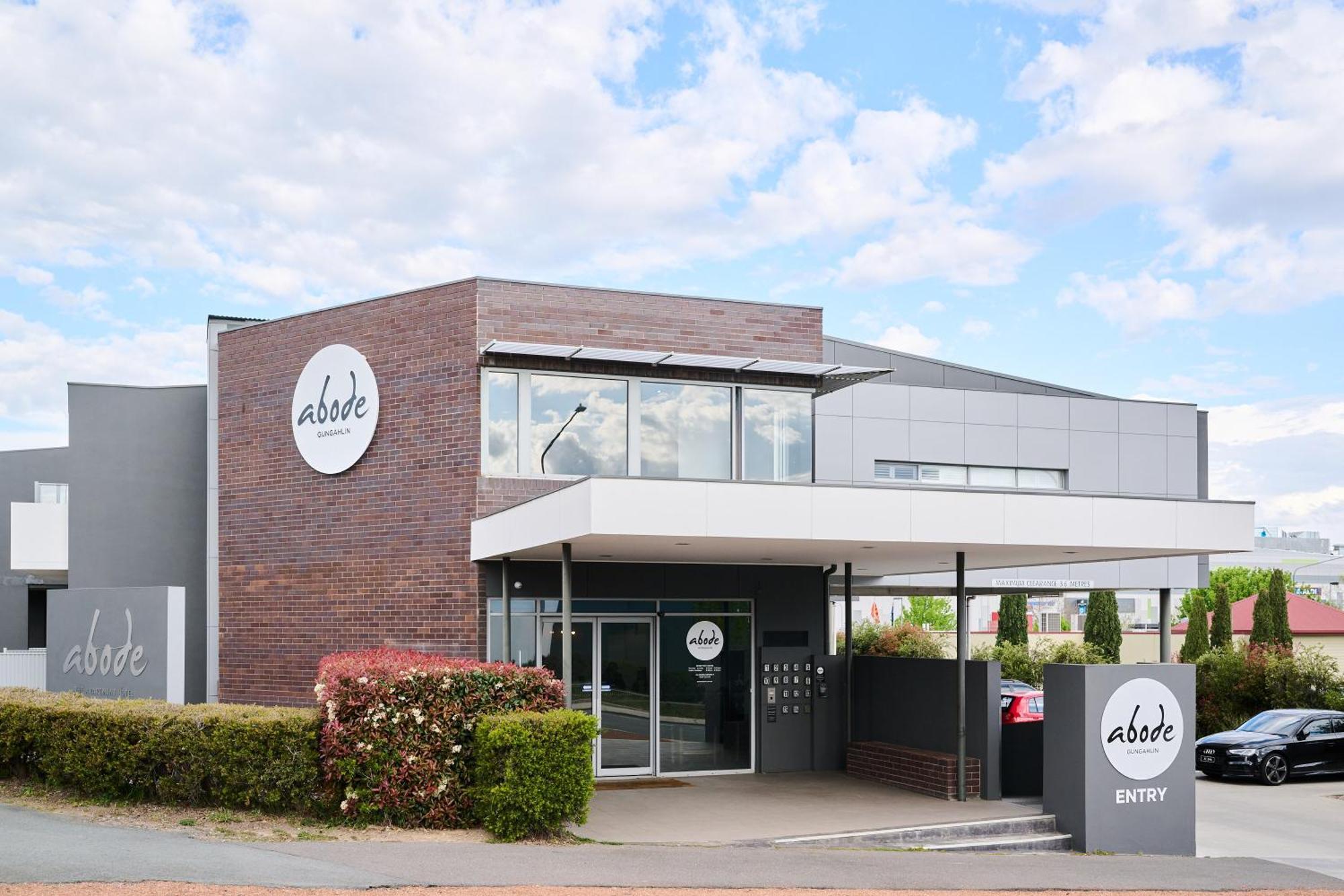 Abode Gungahlin Apart otel Kanberra Dış mekan fotoğraf