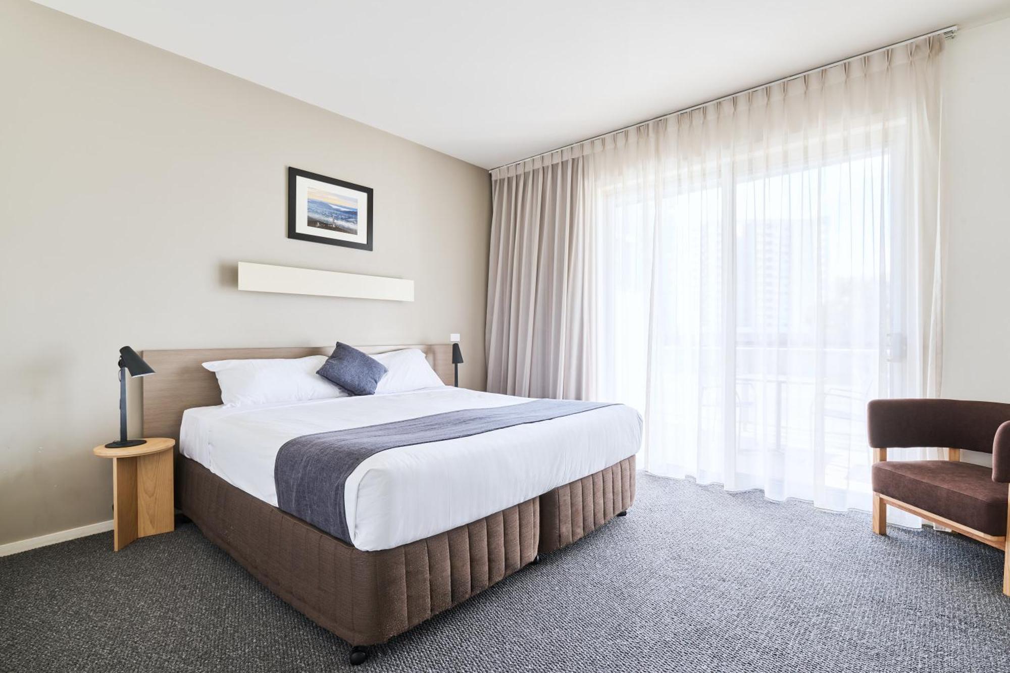 Abode Gungahlin Apart otel Kanberra Dış mekan fotoğraf